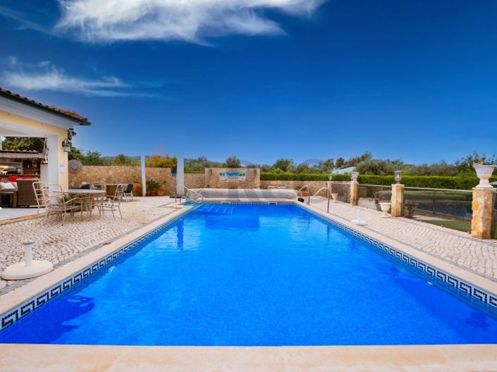 Image No.1-3 Bed Villa for sale