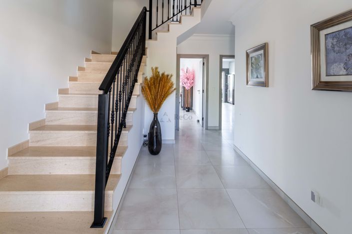 Image No.16-5 Bed Villa for sale