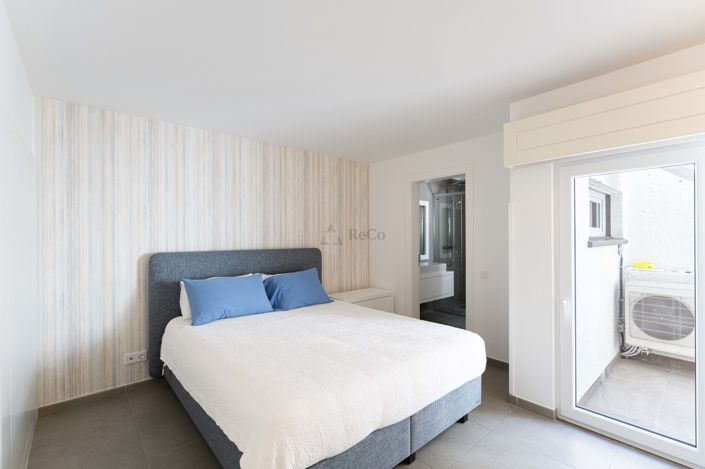 Image No.9-5 Bed Villa for sale