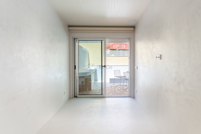 Image No.21-2 Bed Apartment for sale