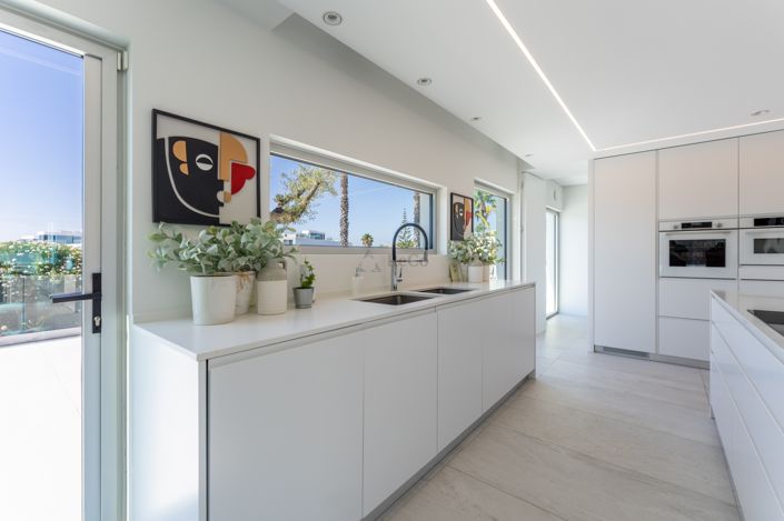 Image No.17-5 Bed Villa for sale