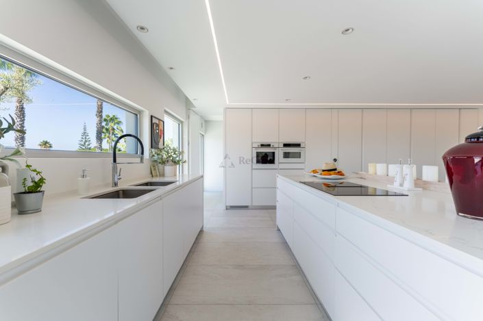 Image No.18-5 Bed Villa for sale