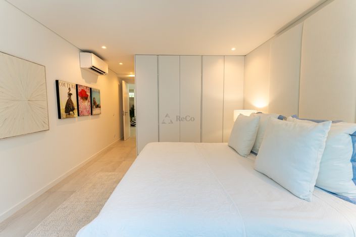 Image No.47-5 Bed Villa for sale