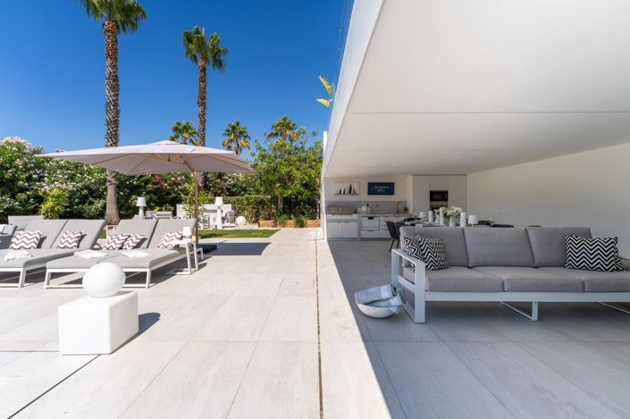 Image No.57-5 Bed Villa for sale