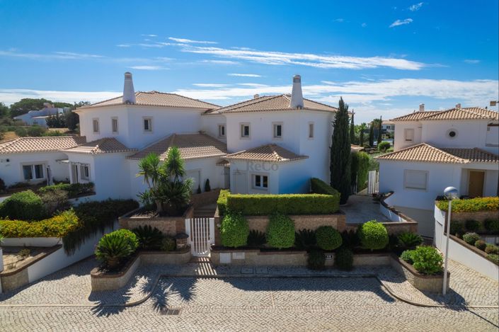 Image No.8-4 Bed Villa for sale