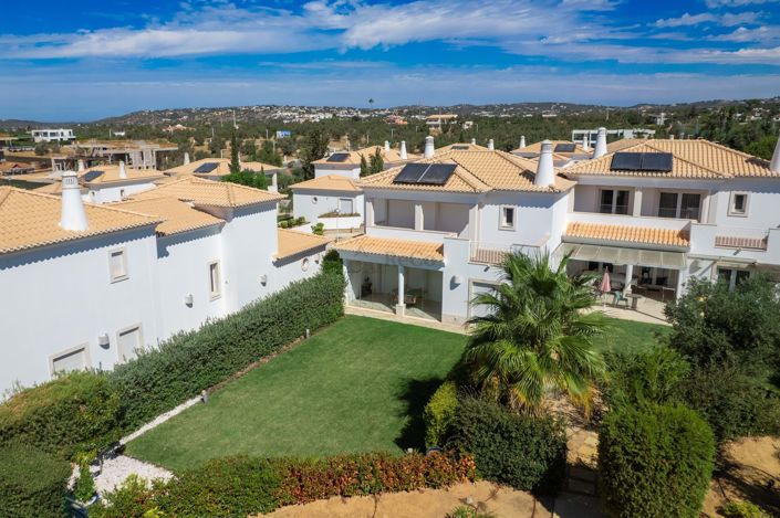 Image No.1-4 Bed Villa for sale