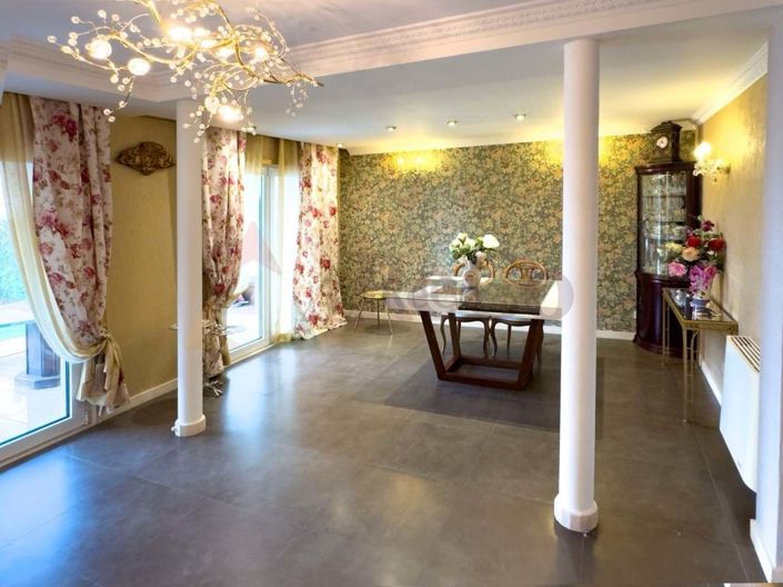 Image No.14-4 Bed Villa for sale