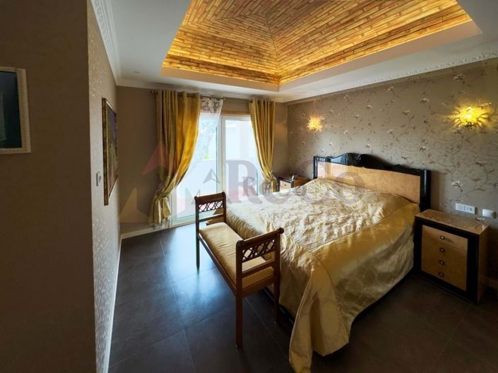 Image No.9-4 Bed Villa for sale