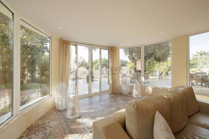 Image No.12-4 Bed Villa for sale