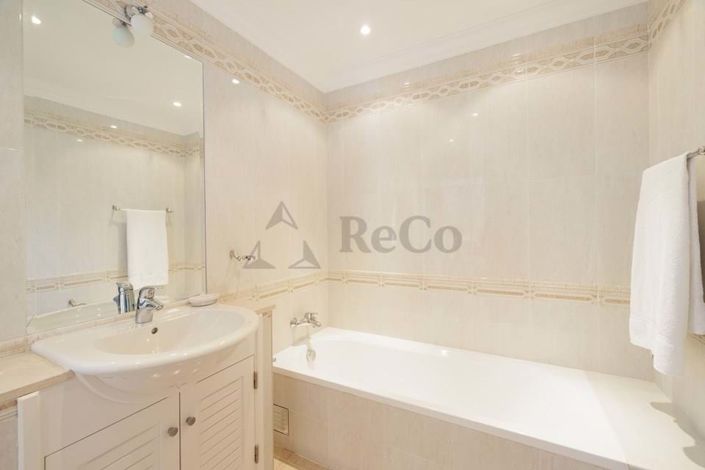 Image No.26-4 Bed Villa for sale