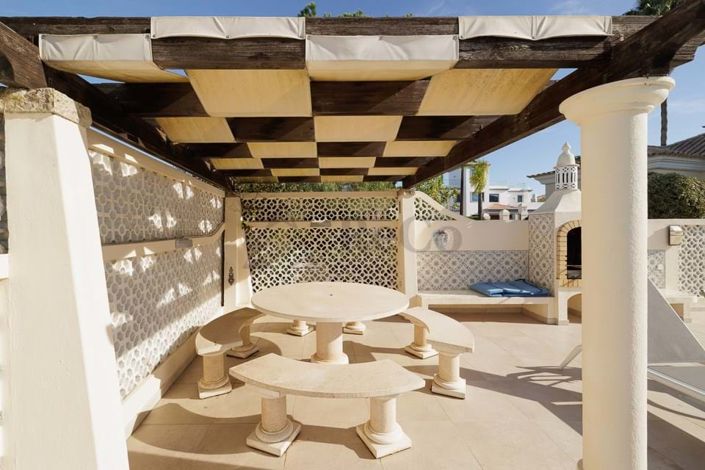 Image No.32-4 Bed Villa for sale