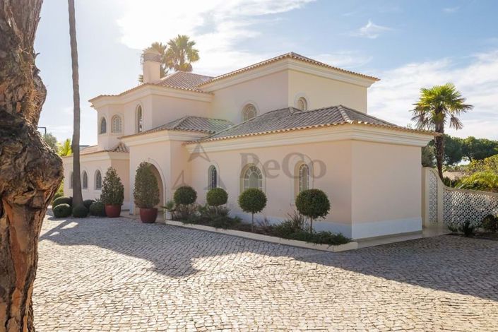 Image No.44-4 Bed Villa for sale