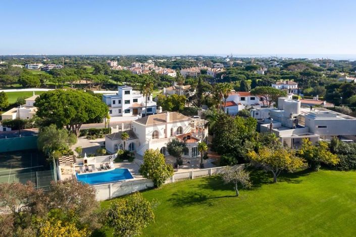 Image No.56-4 Bed Villa for sale