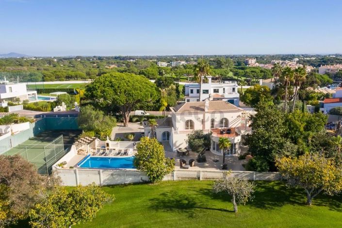 Image No.59-4 Bed Villa for sale