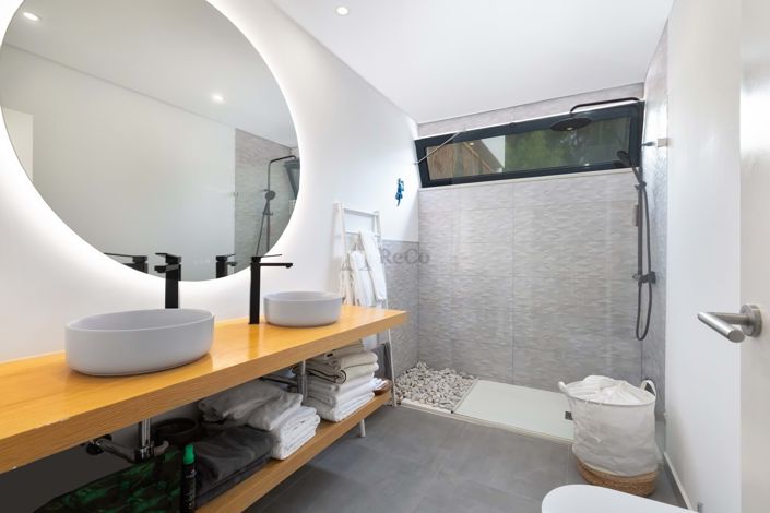 Image No.27-3 Bed Villa for sale