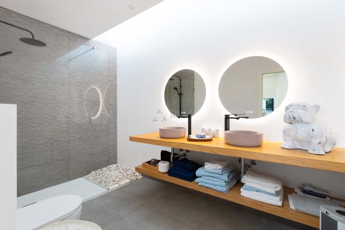 Image No.33-3 Bed Villa for sale