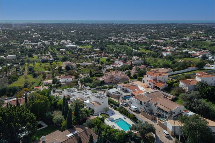 Image No.52-3 Bed Villa for sale