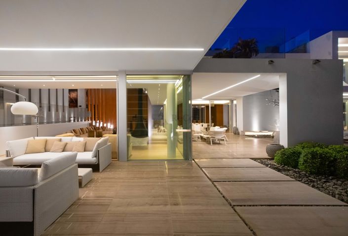 Image No.14-8 Bed Villa for sale