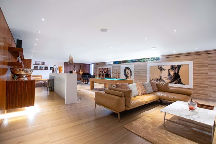 Image No.27-8 Bed Villa for sale