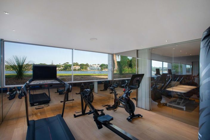 Image No.33-8 Bed Villa for sale