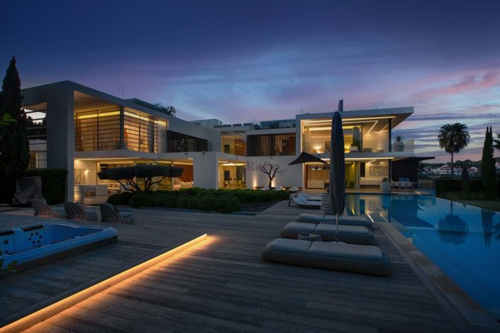 Image No.47-8 Bed Villa for sale