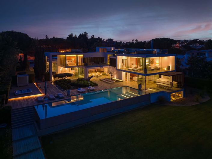 Image No.7-8 Bed Villa for sale