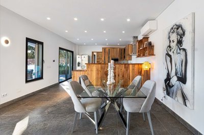 4854-735911-712851930b3075b7180938e680efb254b