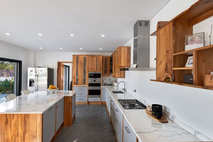 Image No.13-5 Bed Apartment for sale