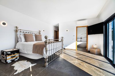 4854-735911-712851930b3075b7180938e680efb254b