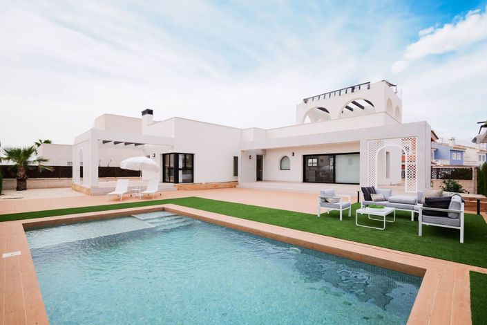 Image No.1-3 Bed Villa for sale