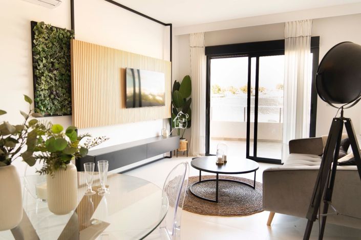 Image No.2-2 Bed Property for sale