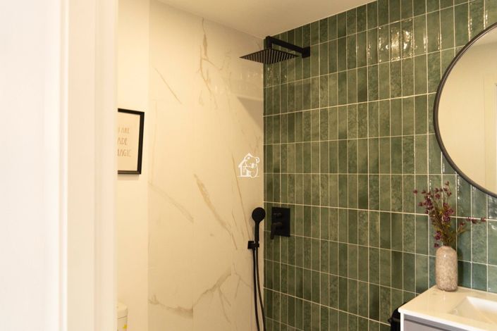 Image No.23-2 Bed Property for sale