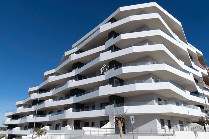 Image No.34-2 Bed Property for sale