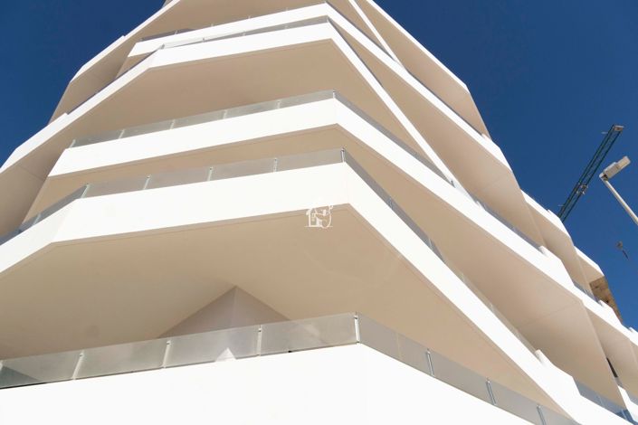 Image No.48-2 Bed Property for sale