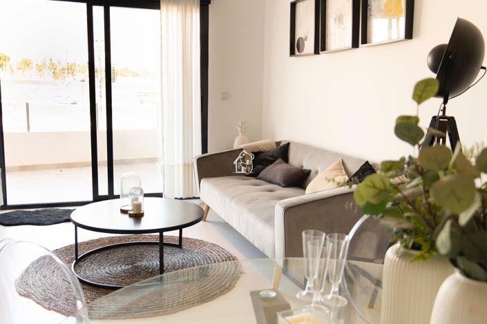 Image No.5-2 Bed Property for sale