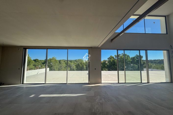 Image No.23-5 Bed Villa for sale