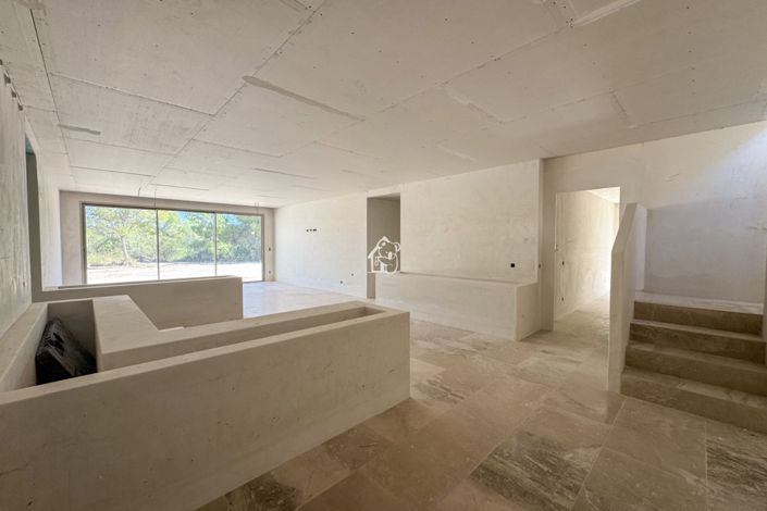 Image No.46-5 Bed Villa for sale