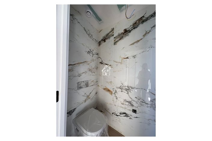 Image No.14-3 Bed Townhouse for sale