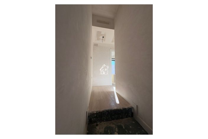 Image No.19-3 Bed Townhouse for sale