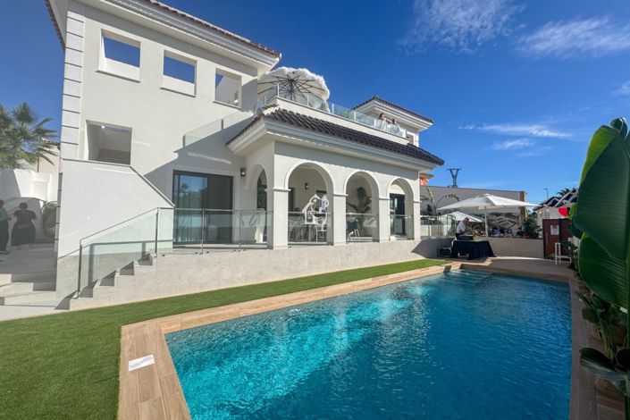 Image No.1-3 Bed Townhouse for sale