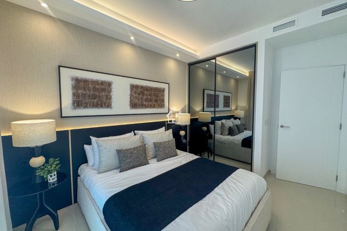 Image No.11-3 Bed Townhouse for sale