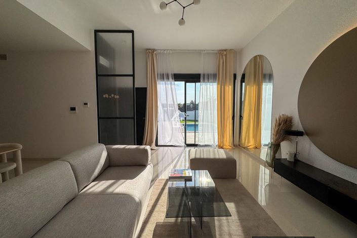 Image No.13-3 Bed Villa for sale