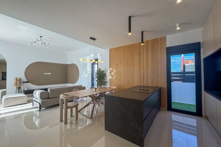 Image No.20-3 Bed Villa for sale