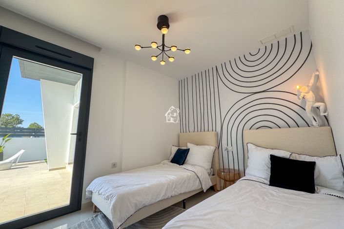 Image No.34-3 Bed Villa for sale