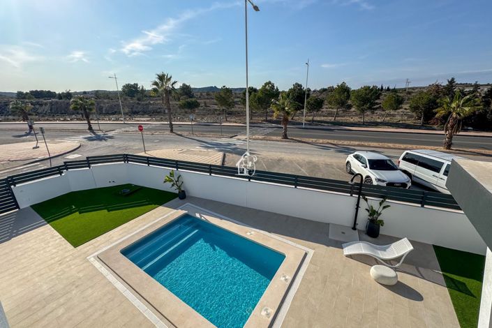 Image No.40-3 Bed Villa for sale