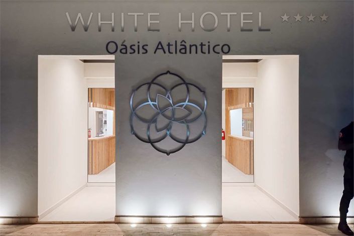 Image No.12-1 Bed Property for sale