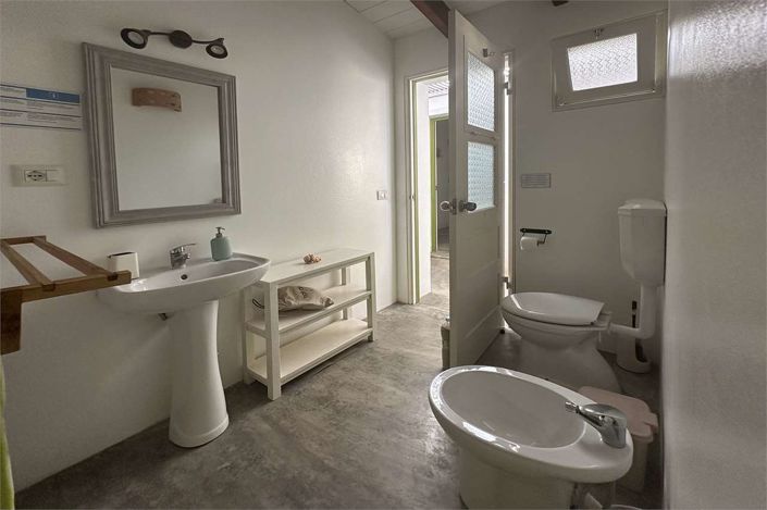 Image No.13-3 Bed Property for sale