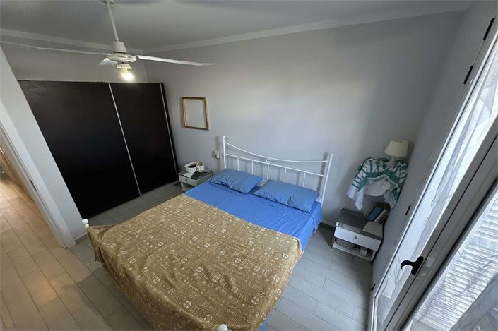 Image No.11-2 Bed Property for sale