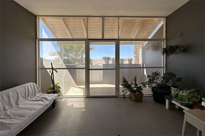 Image No.4-2 Bed Property for sale