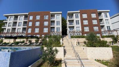 1 - Kavac, Apartment